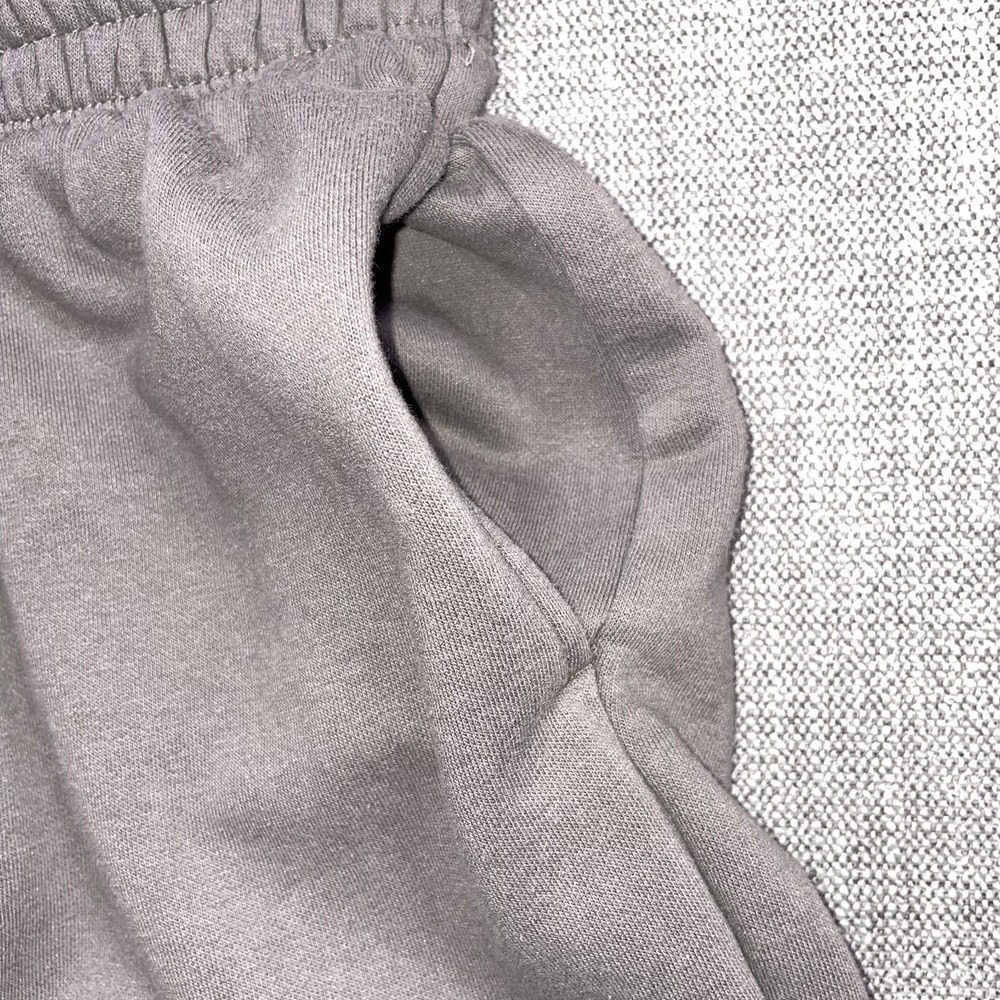 H&M Regular Fit Sweatpants Mens XS Brown Fleece Tapered Joggers Drawstring - Picture 4 of 12